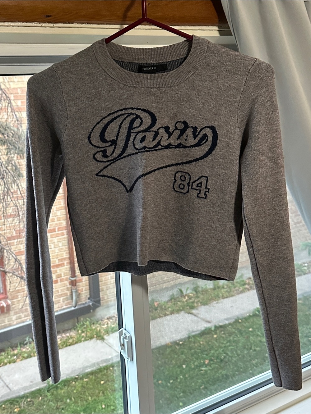Paris 84 Graphic Cropped Sweater Gray Size Small - Forever 21